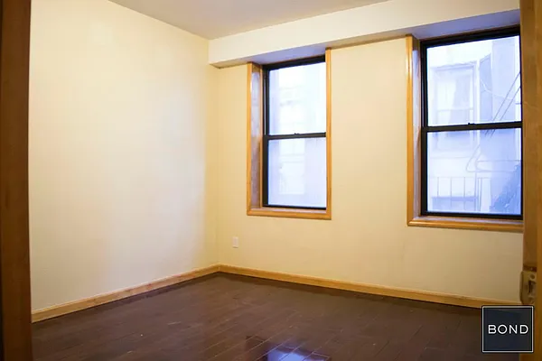 Rented by Bond New York | media 12