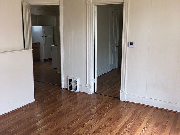 4th image of 38 Home St SE #1