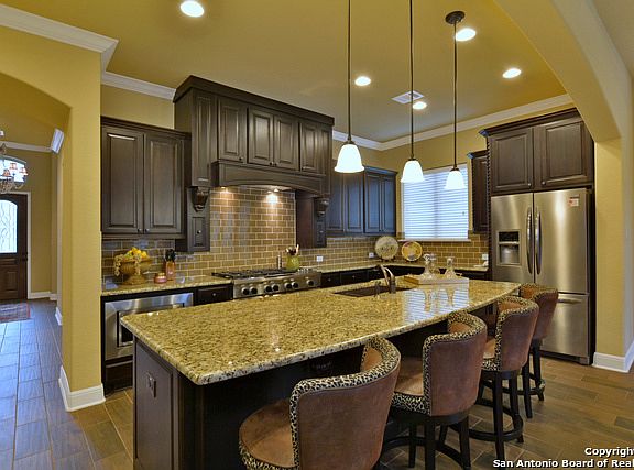 4th image of 4666 Amorosa Way