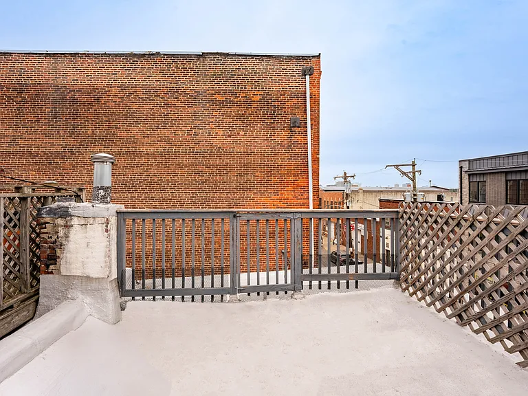 1327 Snyder Ave — Photo 18
