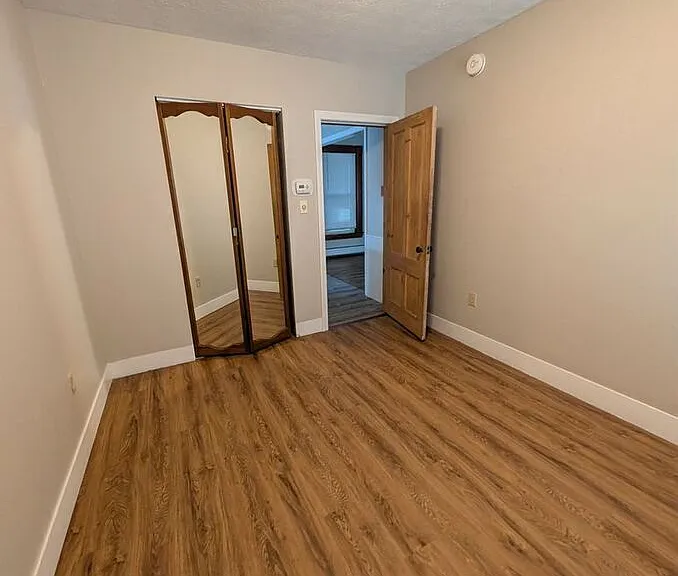 465 Cartier St #1 — Photo 16