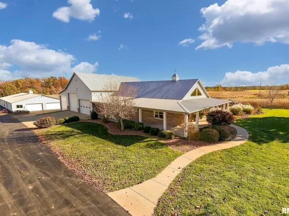 12737 Sarilda Ln, Marion, IL 62959