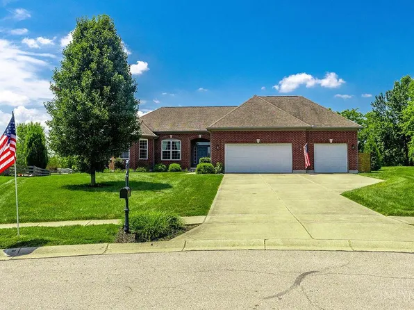 1525 Spectacular Bid Ct, Lebanon, OH 45036