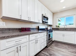 10052 Gem Tree Way, Santee, CA 92071