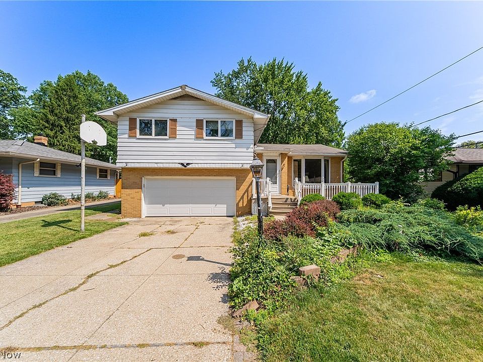 1st image of 24432 Palm Dr