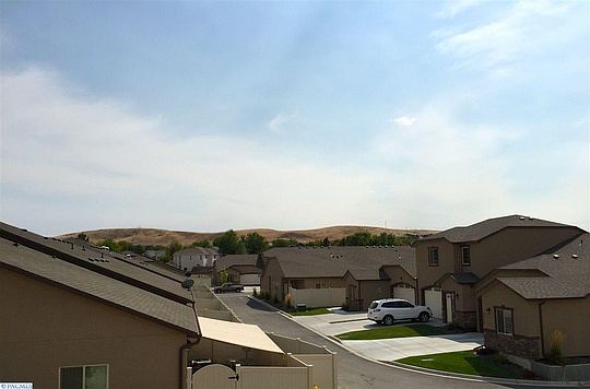 1st image of 2752 S Dennis Pl