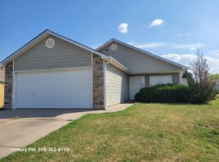 2544 E Conquest Ct, Wichita, KS 67219