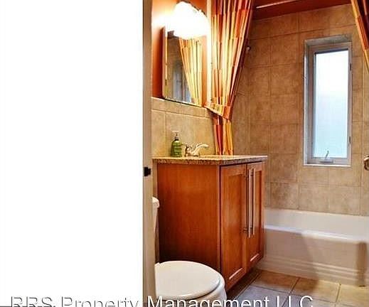 4th image of 111 Lee Ave APT 106