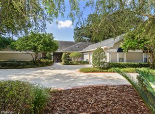 6811 Bluffs Blvd, Temple Terrace, FL 33617
