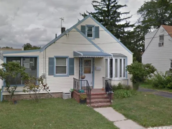 574 Krockmally Ave, Perth Amboy, NJ 08861