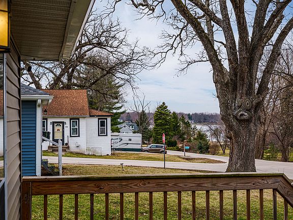 4th image of 7607 Hickory Rd