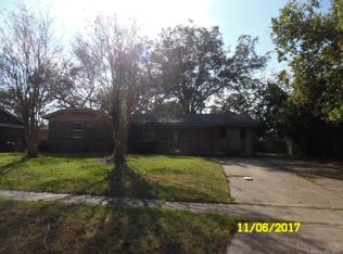 1205 Crestmoor Dr, Shreveport, LA 71107