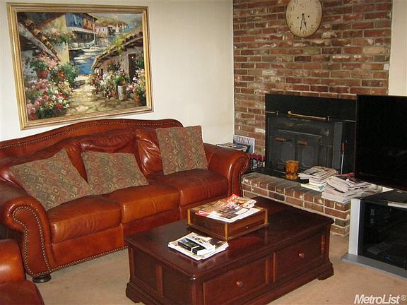4th image of 7710 Woodside Dr