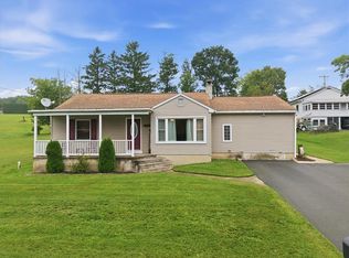 364 Mahoning Dr E, Lehighton, PA 18235