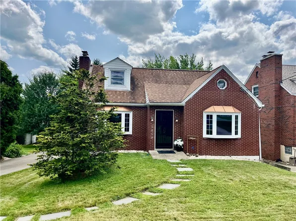 1810 Pennsylvania Ave, Irwin, PA 15642