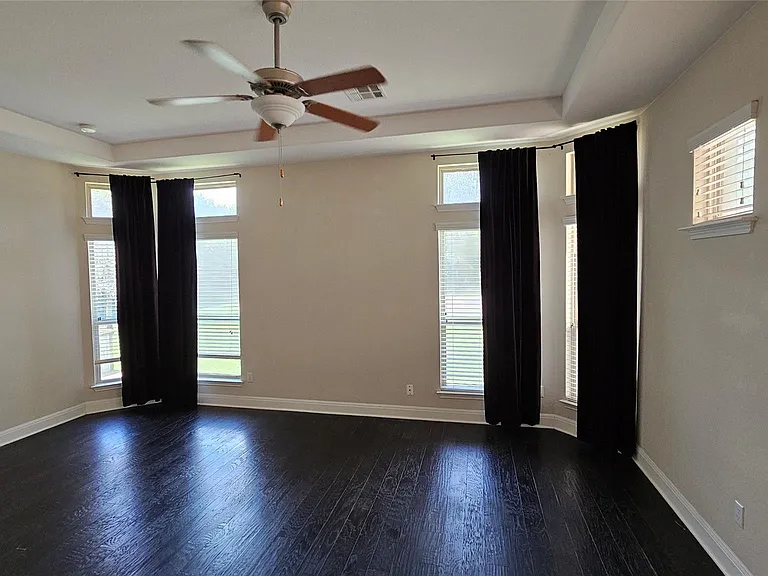 952 Wild Rose Dr — Photo 13