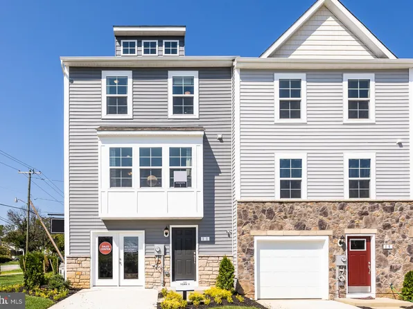 23 Spool Rd, Inwood, WV 25428