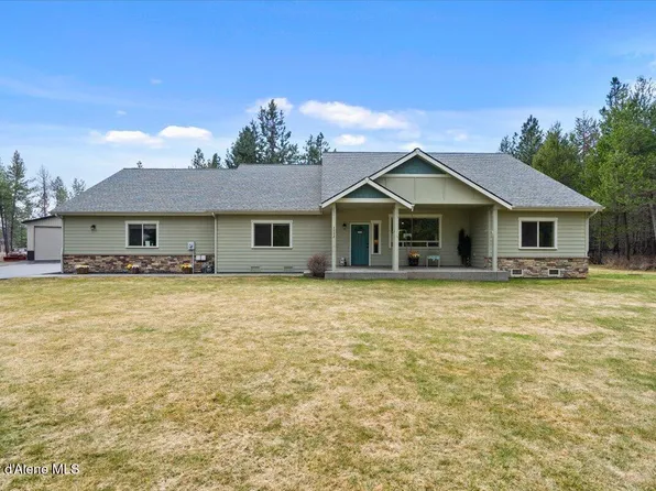 3992 W Storm King Dr, Rathdrum, ID 83858