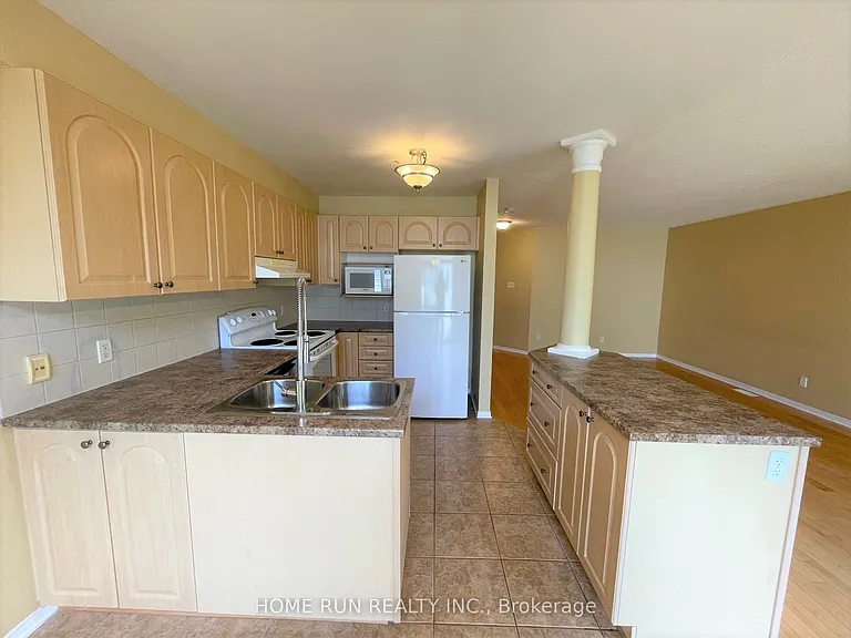 251 Meadowbreeze Dr — Photo 12