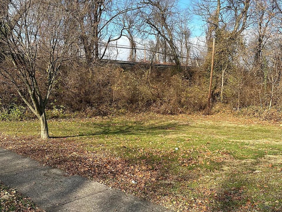 2nd image of 2153 Hamilton Ave