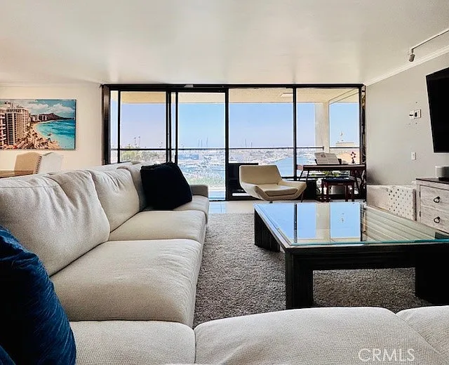 601 Lido Park Dr #2E — Photo 3