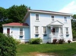 23 Fullerton St, Boothbay Harbor, ME 04538