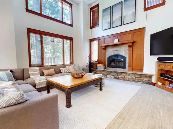 (undisclosed Address), Mammoth Lakes, CA 93546