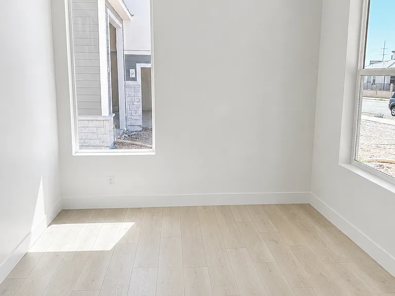 626 W Cedar Hill Dr — Photo 8