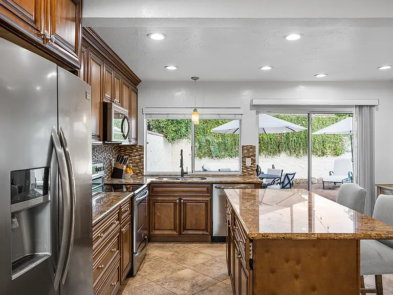 7118 E Buena Terra Way — Photo 24