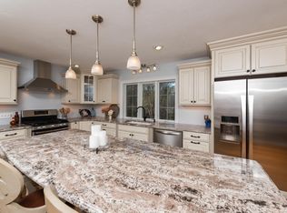 440 N Main St, Raynham, MA 02767