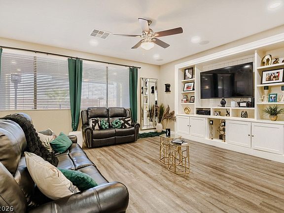 4th image of 4336 Desert Haven Ave