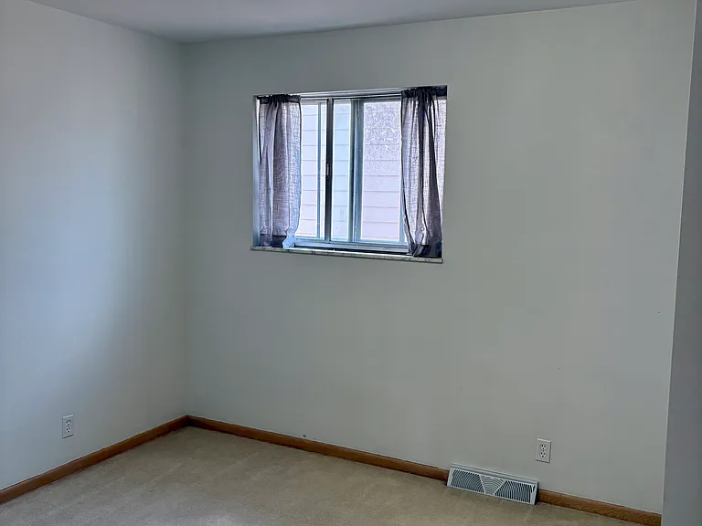 2130 Tuxedo Ave — Photo 15