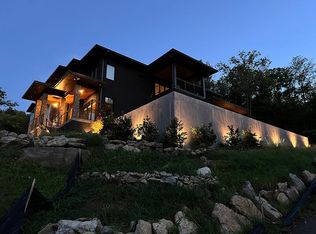 5821 Woodland Hills Dr, Nashville, TN 37211