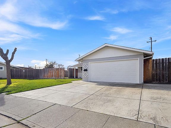 3rd image of 2219 Santa Clara Drive