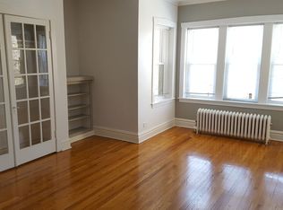 6813 N Overhill Ave, Chicago, IL 60631