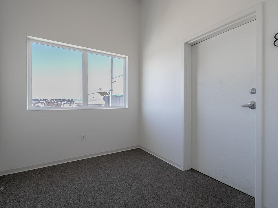 1st image of 3406 15th Ave W APT 8