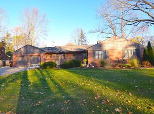 3220 Noeske St, Midland, MI 48640