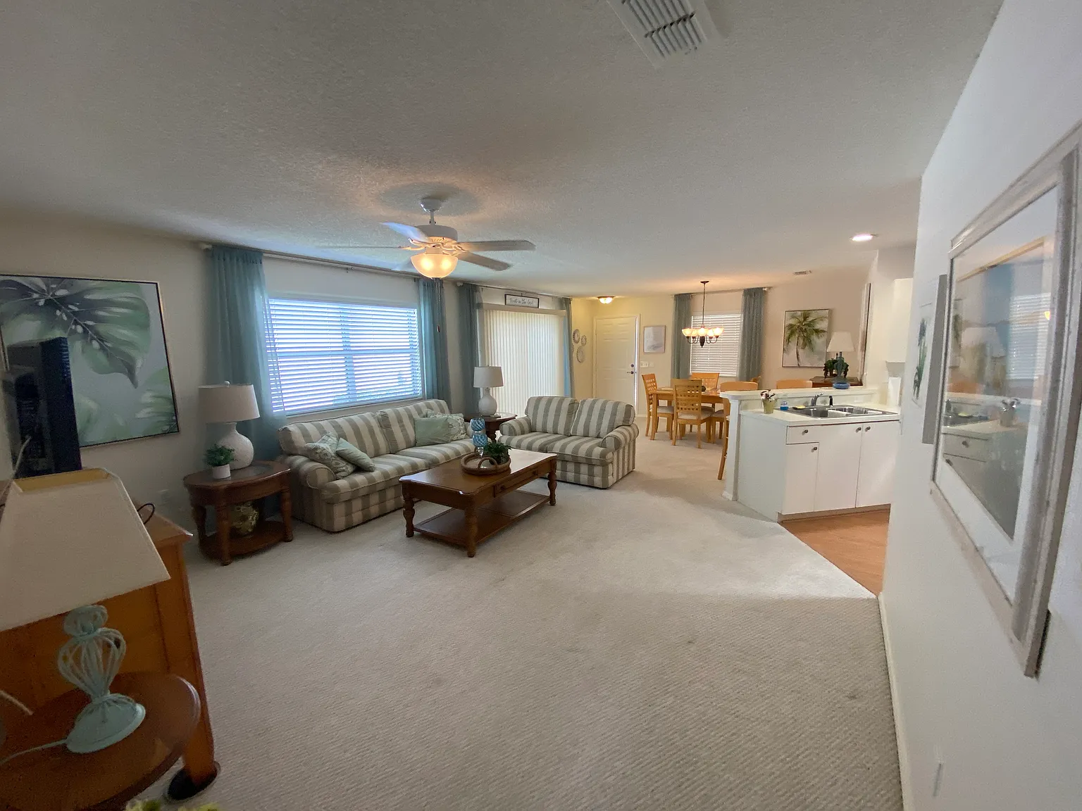 Nice 2 bd 2 bath Home in Alhambra Village — Photo 3