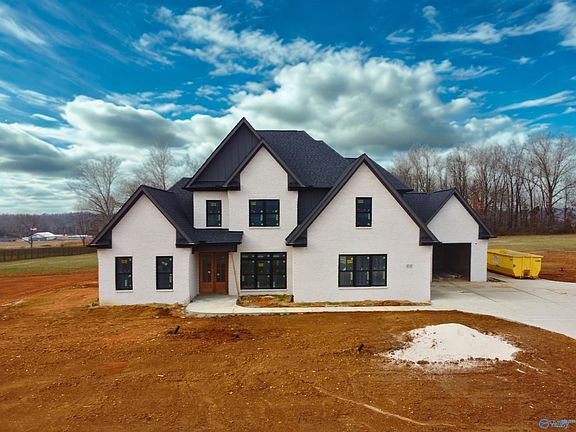 2nd image of 118 Sydney School Way