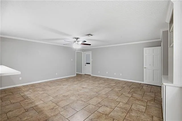 1301 Field Ave — Photo 18