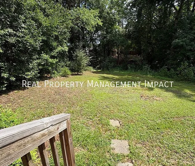 906 Springdale Dr — Photo 22