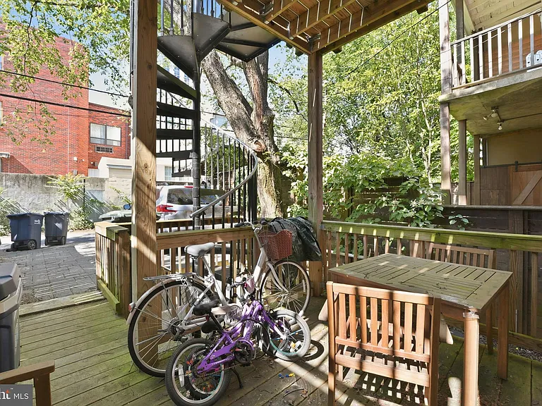 1841 Monroe St NW #2 — Photo 21