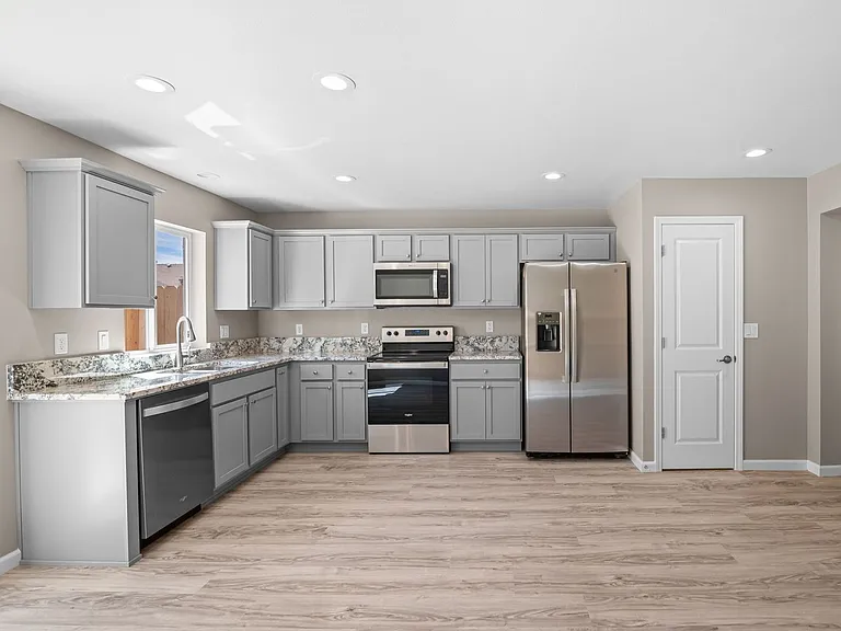 Starlite Homes LLC - 785 — Photo 15