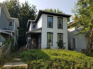 1049 Farlow St, Springfield, OH 45503