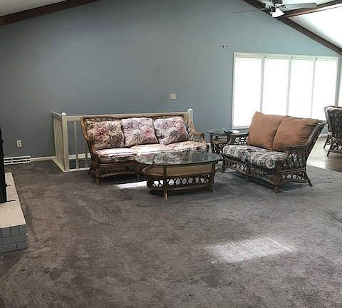 4th image of 1206 Applewood Ct