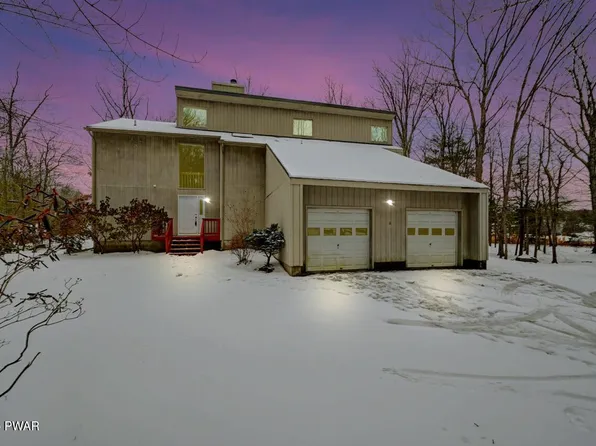 132 Orchard Dr, Lords Valley, PA 18428