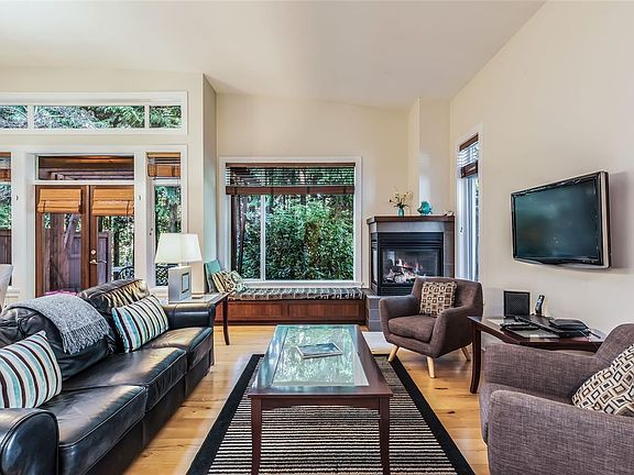 2nd image of 1059 Tanglewood Pl #65
