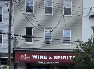 227 Broad St, Staten Island, NY 10304