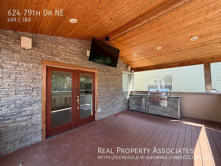624 79th Dr NE — Photo 37