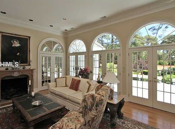 4th image of 17 Harrogate Dr